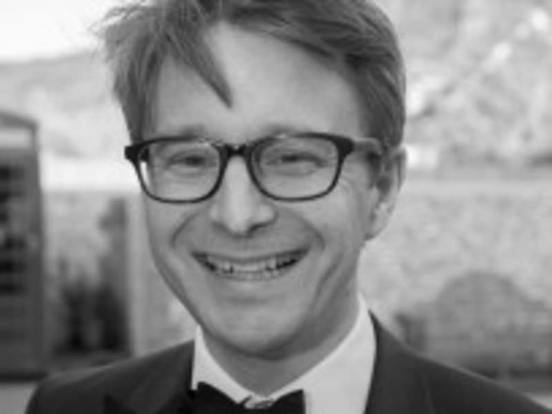 Celebrity auctioneer Jonathan Pratt to host charity Italian Night